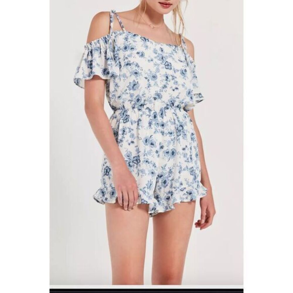 Moon River Anthropologie Romper Women Sz L Floral Cottage Dainty Romantic